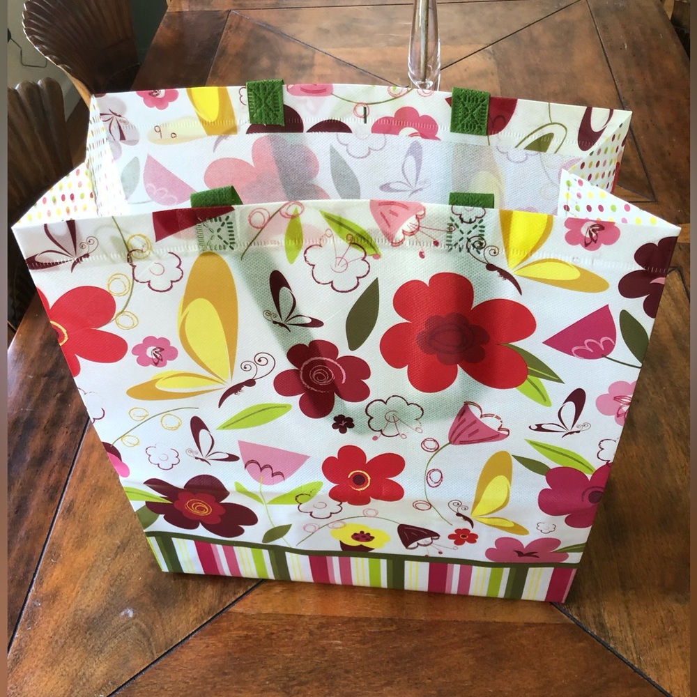Reusable Floral Tote Shopping Bag from Lakota Sioux Tribe, NWOT